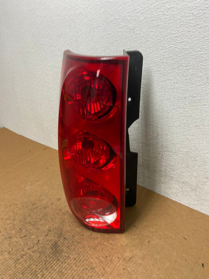 2007 to 2011 GMC Yukon Left Driver LH Side Tail Light AE1464 LK1