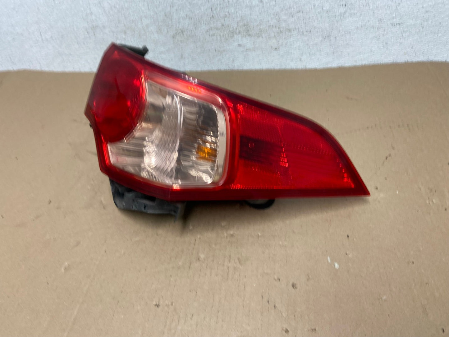 2009 2010 Acura Tsx Sedan Right Passenger Rh Side Tail Light AD6448 LK1