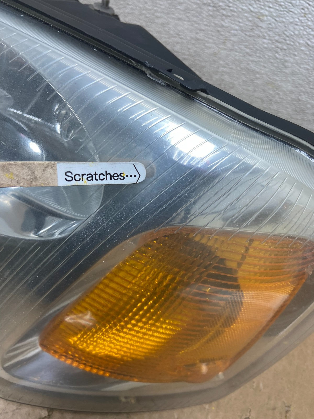2002 to 2009 Gmc Envoy Left Driver Lh Side Headlight Halogen Oem Z9258 DW3