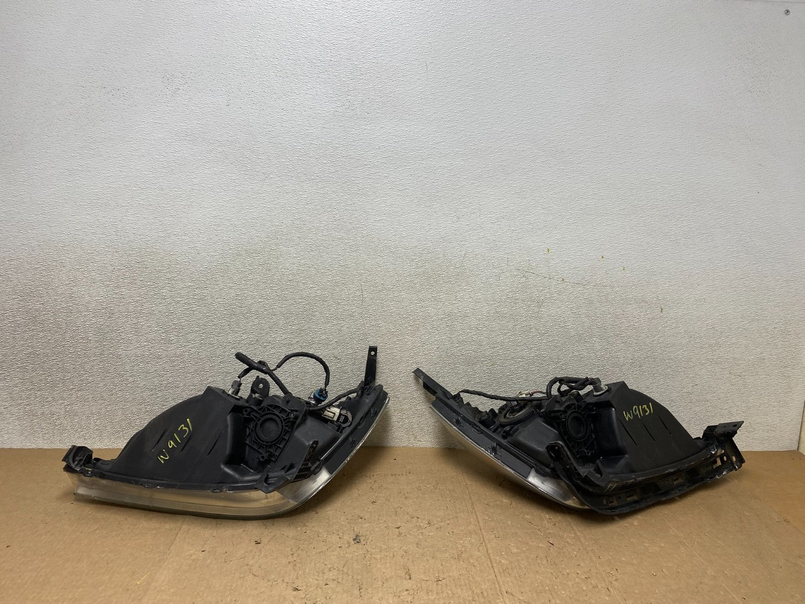 2005 2006 2007 Honda Odyssey Left+Right Set Halogen Headlights W9131 DW16