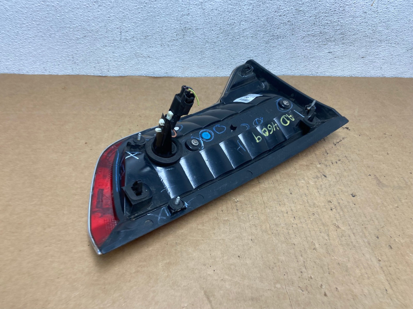 2011 to 2015 Lincoln MKX Right Passenger RH Side Inner Tail Light AD4609 LK4