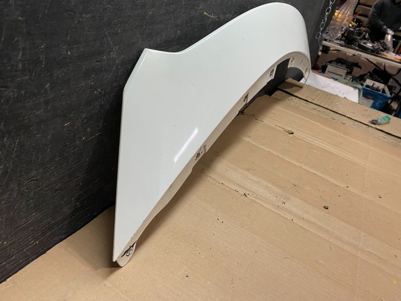 2013-2015 Mazda CX-9 Front Upper Grille Filler Panel Moulding W4674 DG2