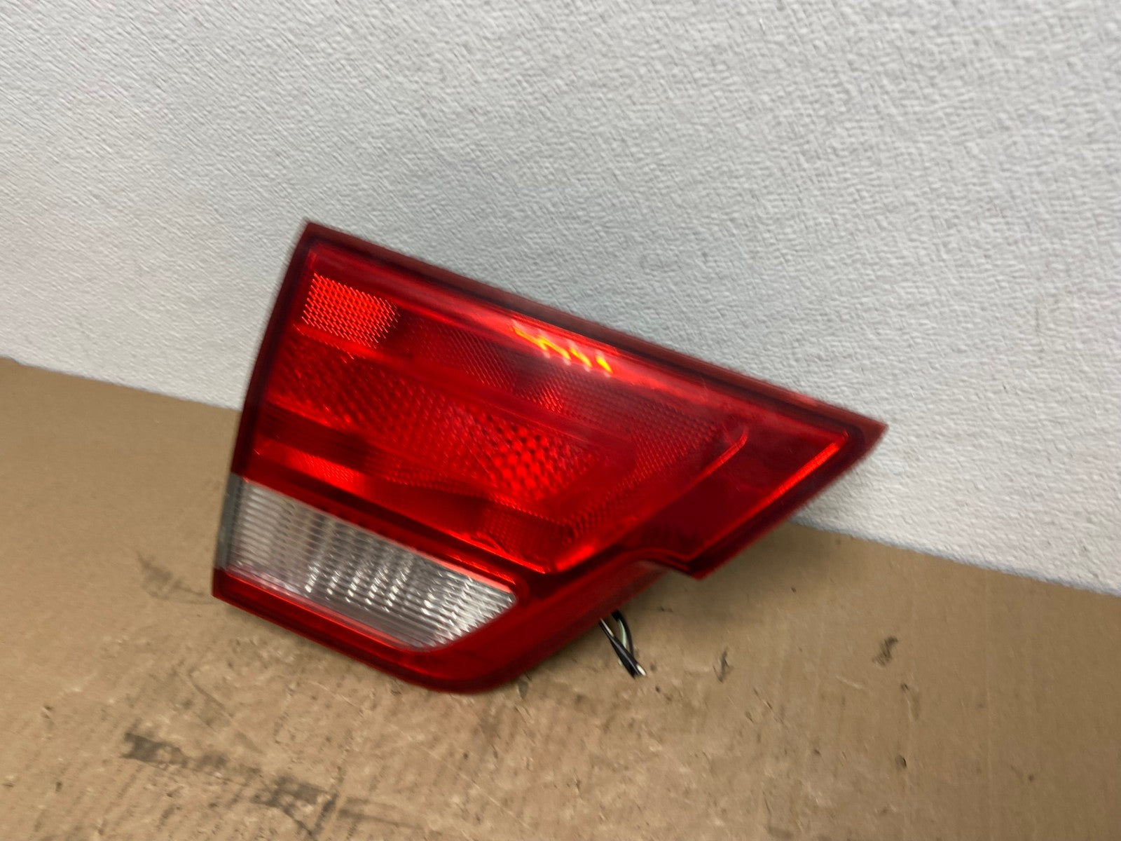 2011-2013 Jeep Grand Cherokee Left Driver Side Lh Inner Tail Light Oem AB8393 LK1