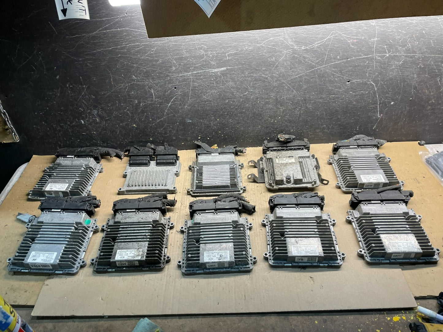 Mix of 10 Kia Hyundai ECM Engine Computer Module X0808 PS0