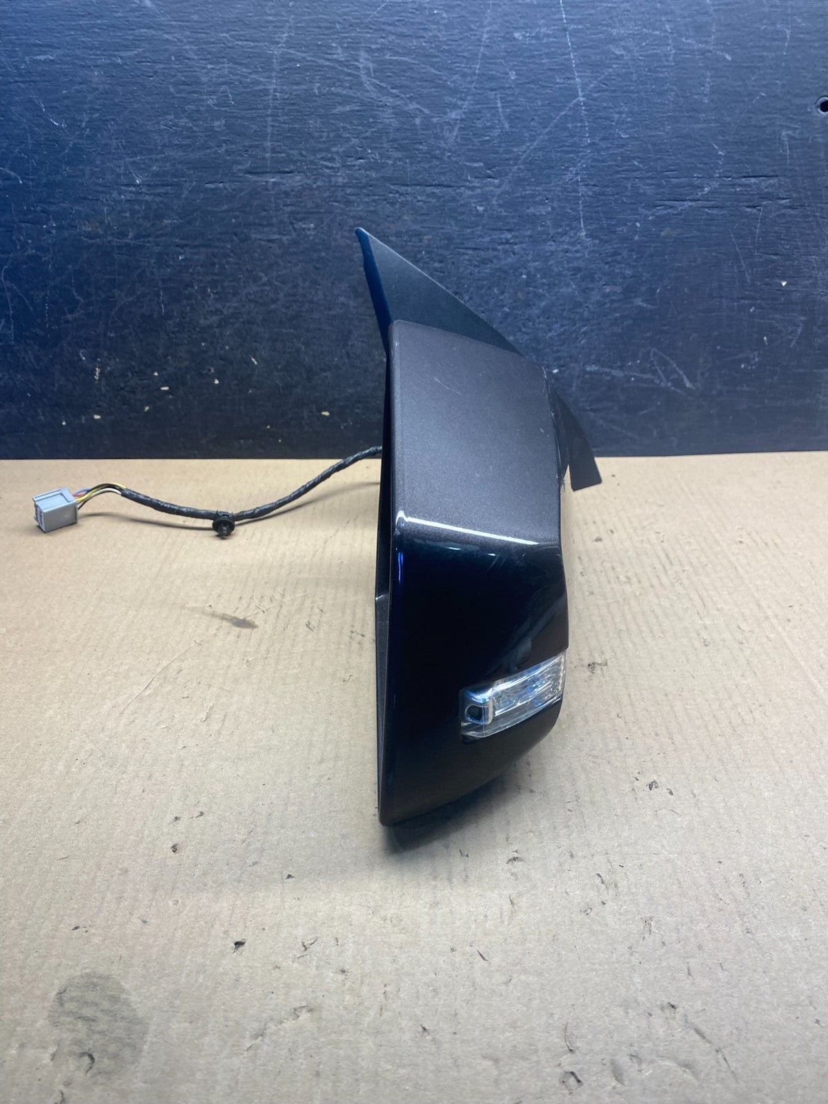 2009 to 2017 GMC Acadia Right Passenger Heated Door View Mirror AH3448 DG11