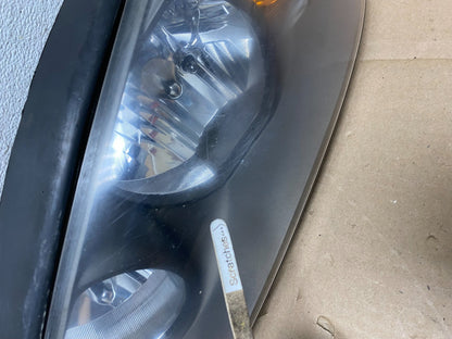 2004 to 2006 Hyundai Elantra Left+Right Set Halogen Headlights AG4086 DW4