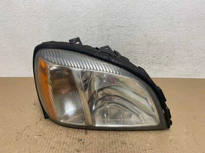 2000 to 2005 Cadillac Deville Right Passenger RH Side Headlight AE7132 LK0