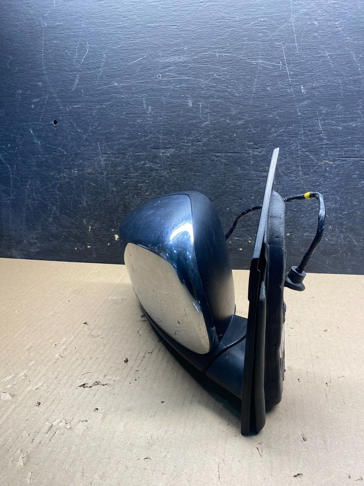 2011-2016 Chrysler Town Country Right Passenger Blind Door Heat Mirror AJ0464 DW2