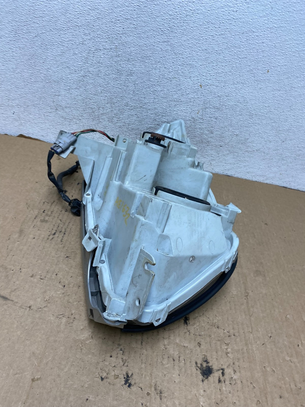 2006-2009 Toyota 4Runner Halogen Left Driver LH Projector Headlight AG2246 DW8