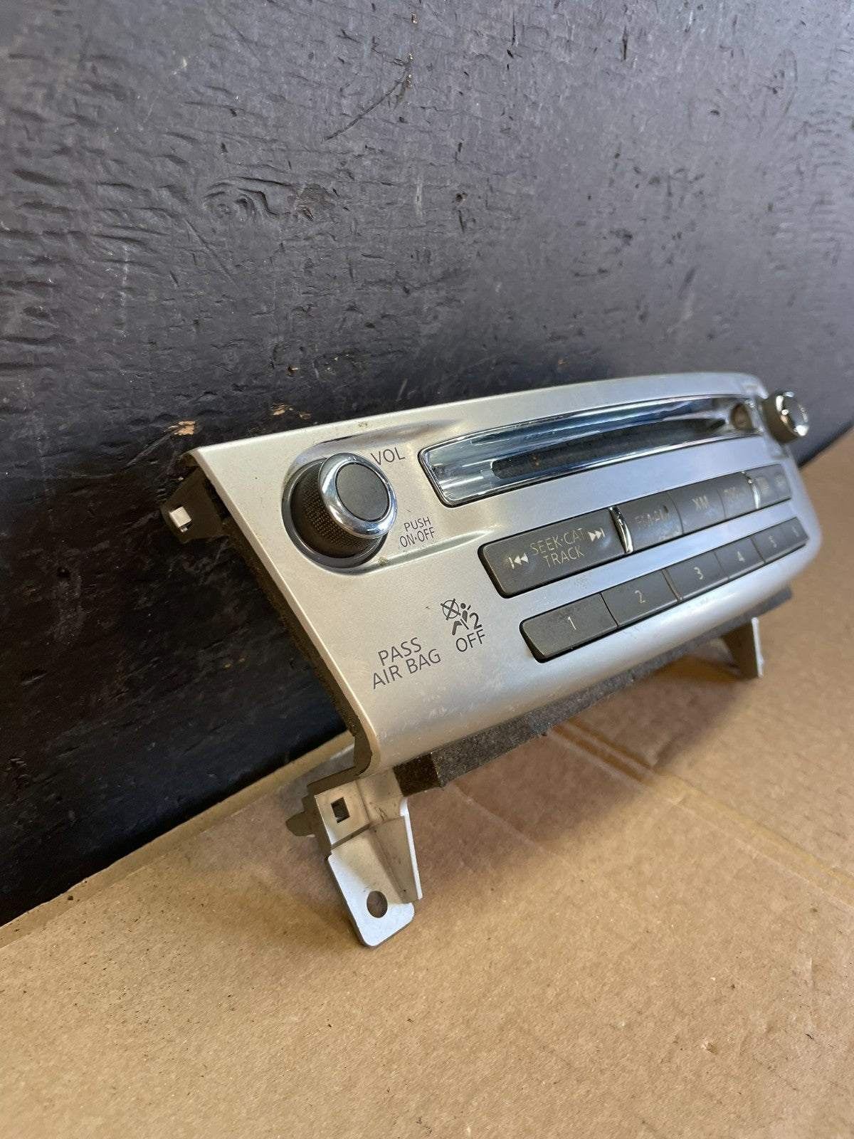 2013-2017 Infiniti QX60 Dash Center Radio Control Panel  AC2353 DG1