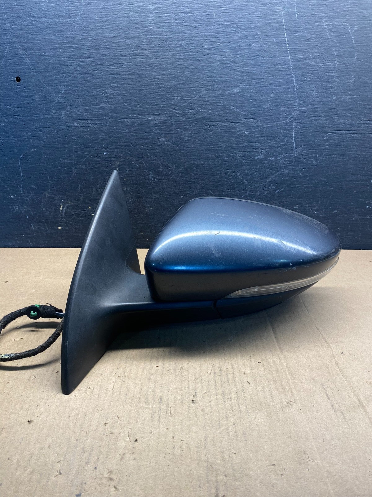 2009 to 2012 Volkswagen CC Left Driver LH Power Door View Mirror AE7447 DW0