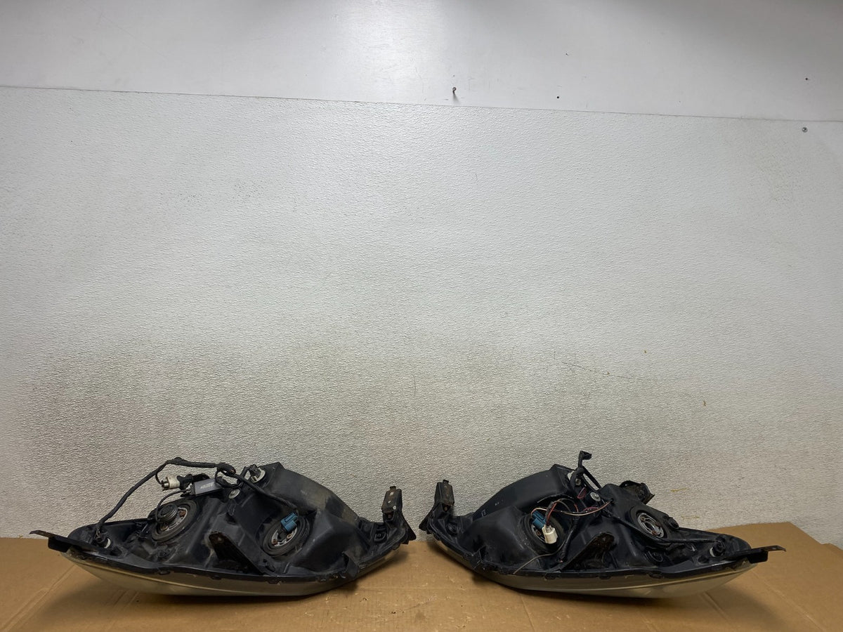2005 2006 2007 Honda Odyssey Left+Right Set Halogen Headlights V4881 DW10