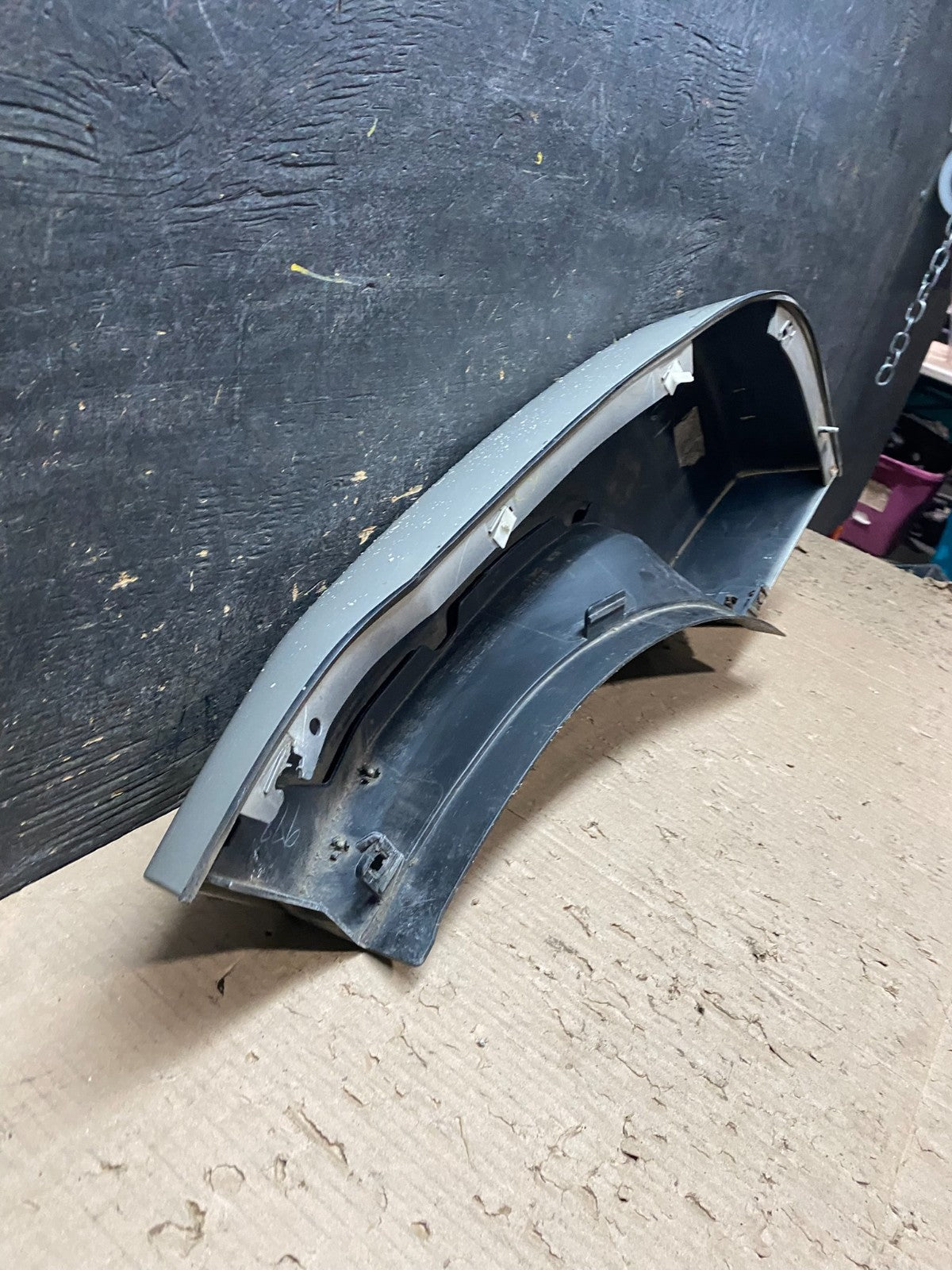 2006 to 2010 Hummer H3 Rear Right Flare Door Molding Trim X8144 DG12