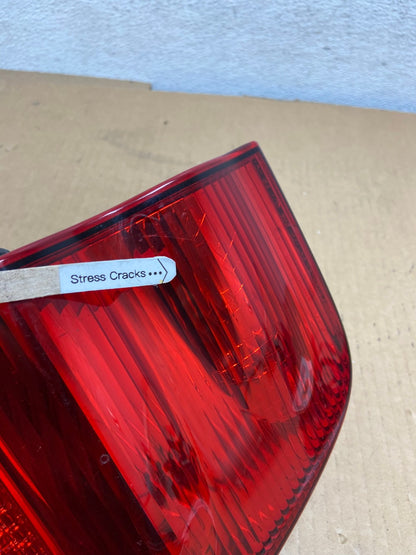 2001- 2004 Toyota Sequoia Right Passenger RH Side Tail light Inner AD0756 LK3
