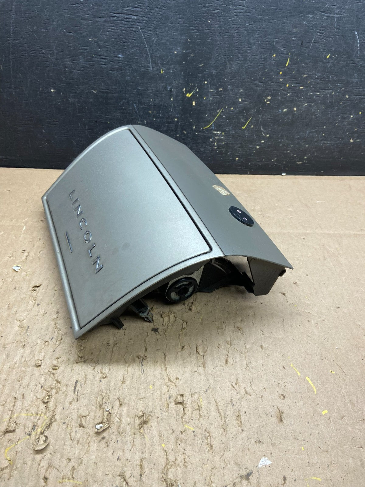 2003-2005 Lincoln Aviator Center Console Dash Radio Cover Bezel Tri OEM T6296 DG2
