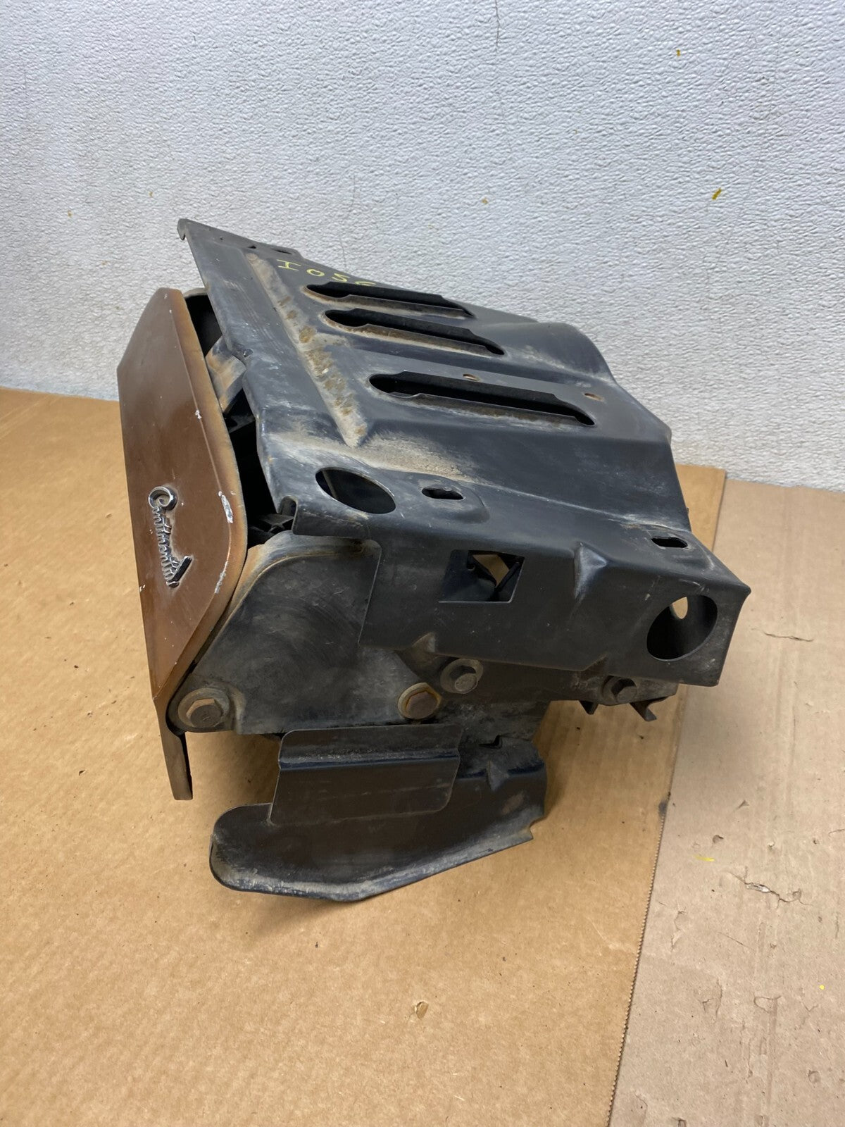 1969 1970 1971 Lincoln Continental Left Driver Side Headlight I05668