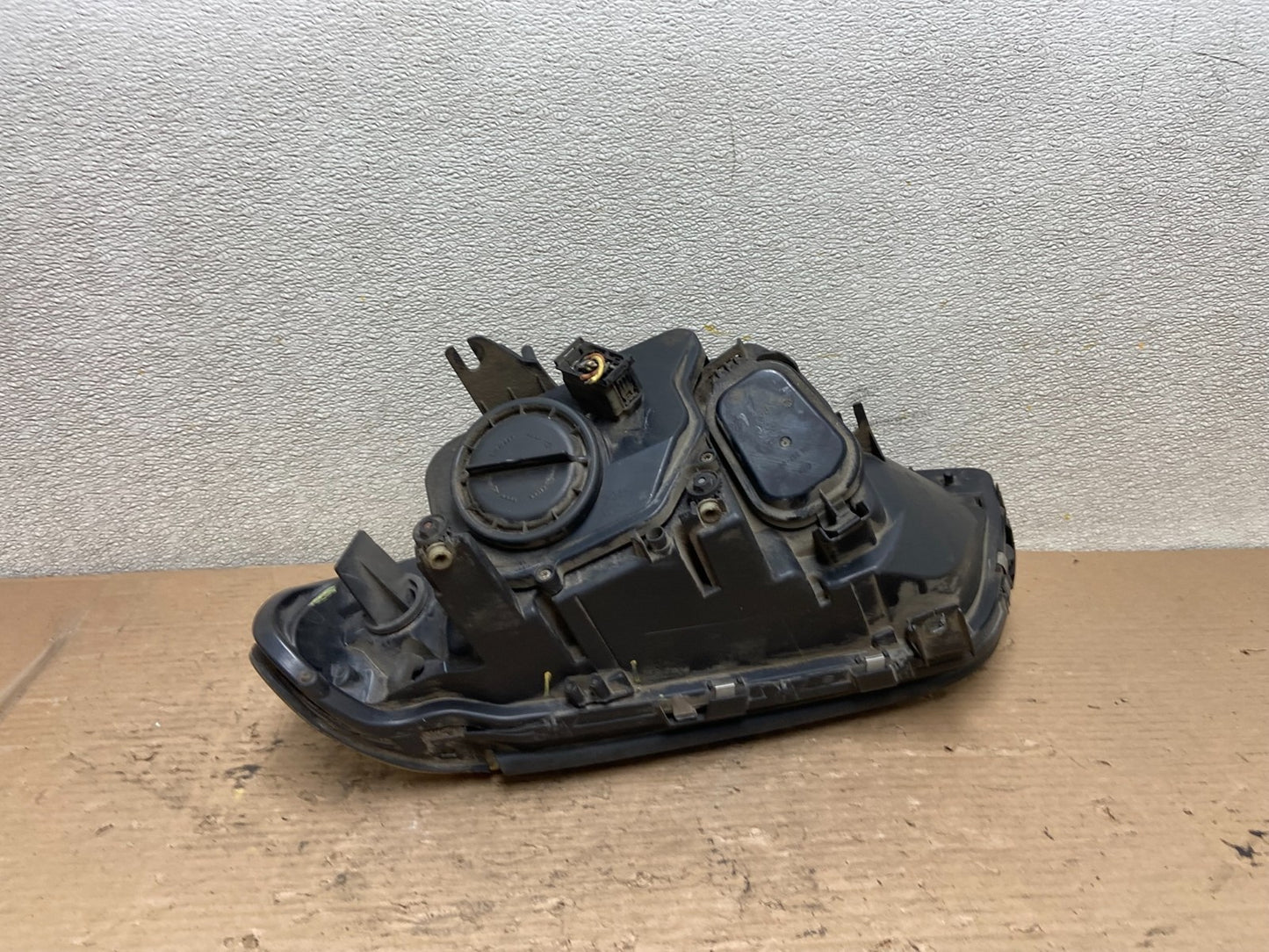 Halogen 2004 2005 2006 Bmw E53 X5 Right Passenger Headlight OEM AA9702 DW6