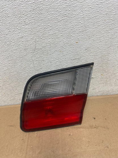 1995 1996 Nissan Maxima Right Passenger RH Side Inner Tail Light Oem I9601 DW0