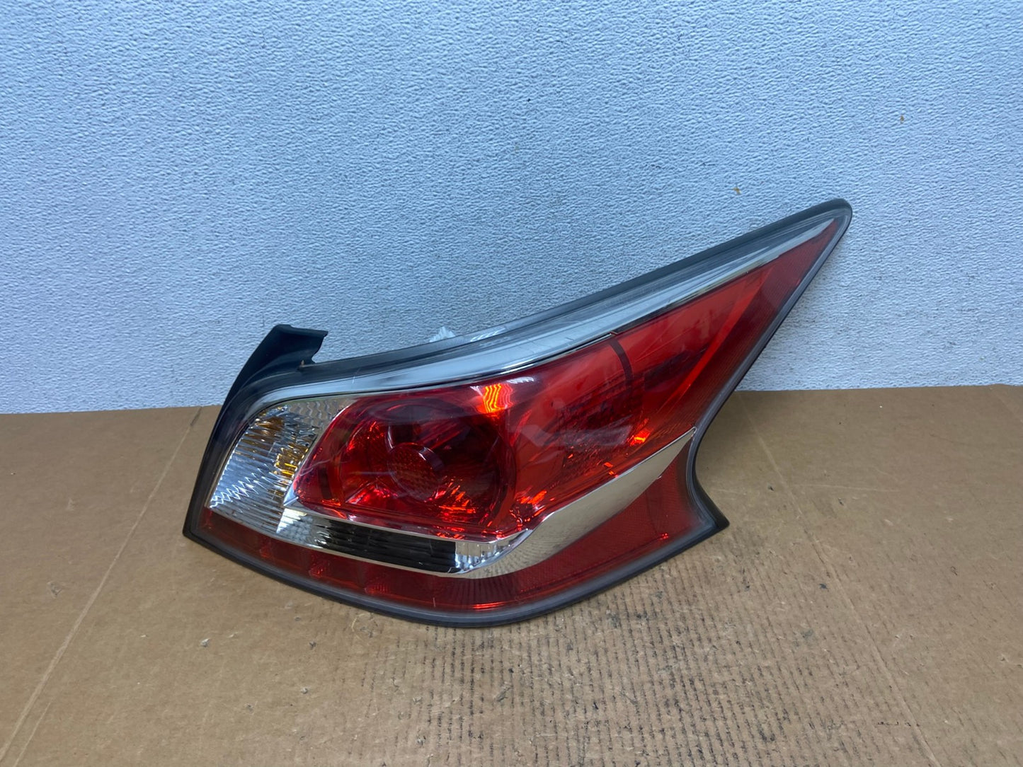 2013 2014 2015 Nissan Altima Right Passenger RH Side Tail Light AE0404 LK0