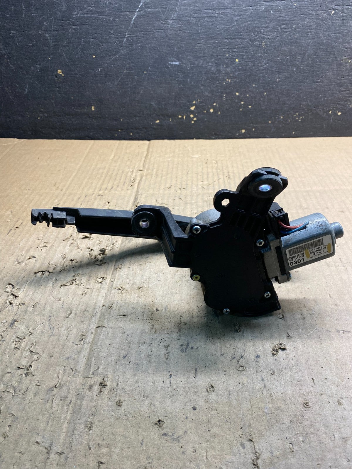 2009-2017 Chevrolet Traverse Rear Glass Windshield Wiper Motor AB0380 DG5