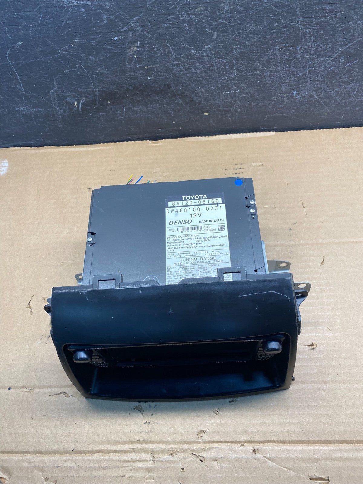 2004 to 2010 Toyota Sienna AM FM CD Mp3 Radio Screen Display AD7615 DG3