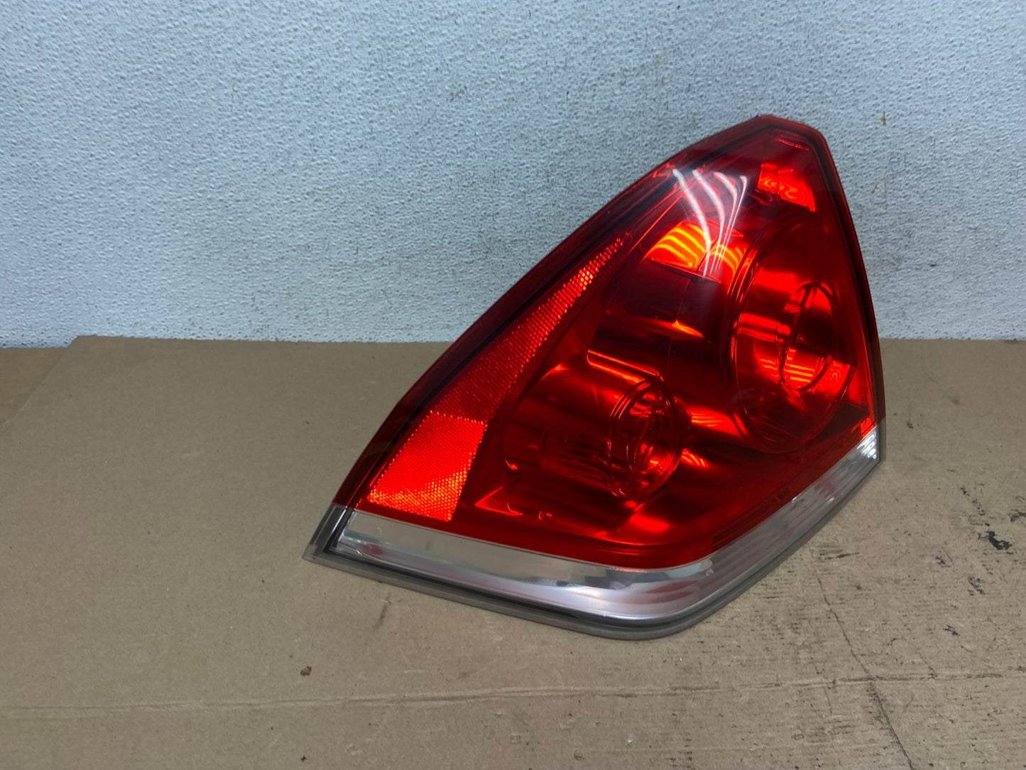 2006 to 2012 Chevrolet Impala Left Driver Lh Side Tail Light AF4910 LK2