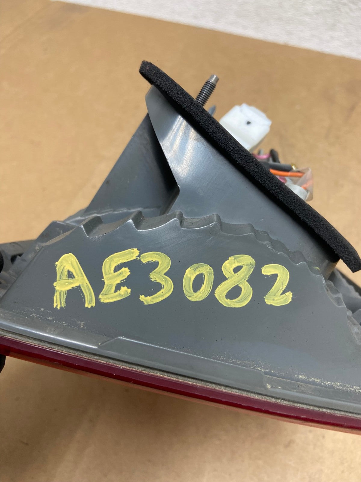 2011 2012 2013 Kia Sorento Left Driver Lh Inner Tail Light AE3082 LK8