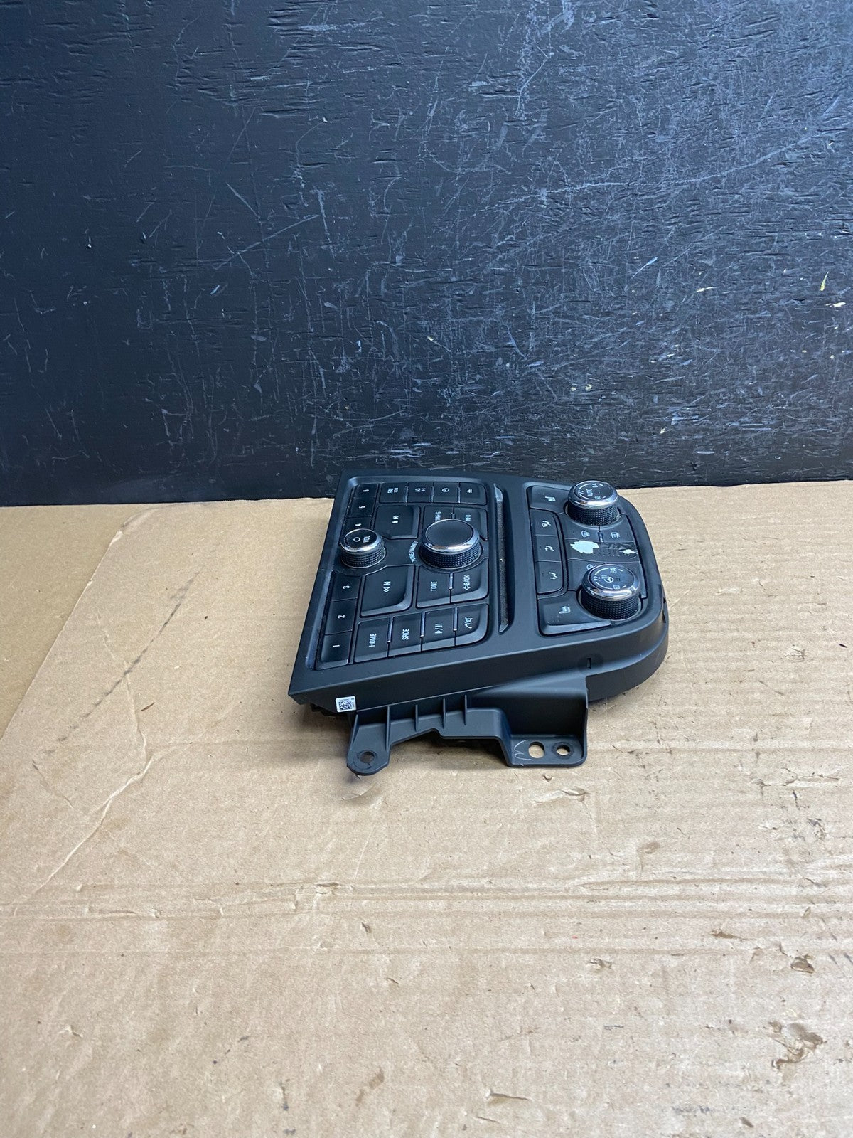 2013 to 2017 Buick Encore Radio Climate Control AC HVAC A2C50111600 AF2056 DW1
