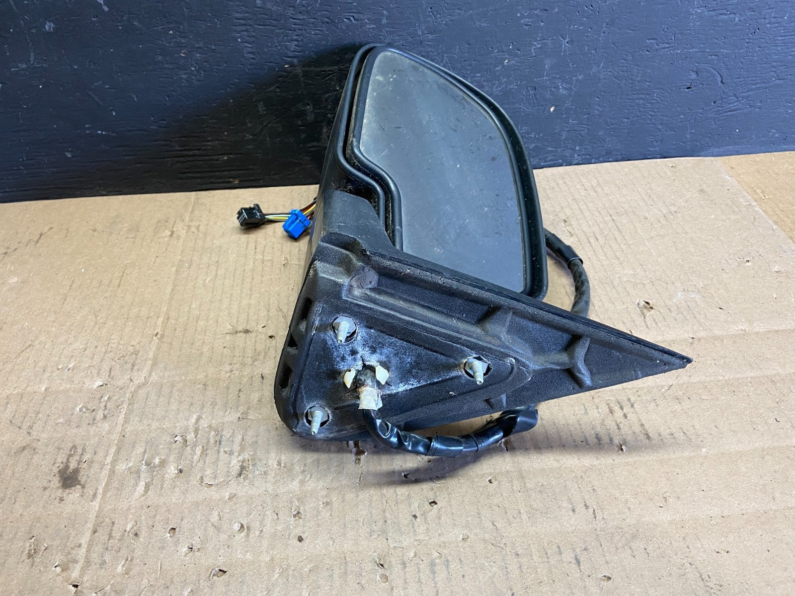 2003-2006 Cadillac Escalade Left Driver  View Door Turn Signal Mirror AB7781 MS5