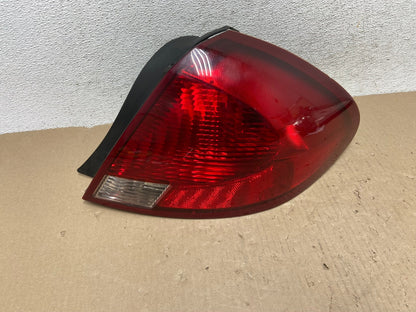 2000 to 2003 Ford Taurus Right Passenger Rh Side Tail Light AG6938 LK0