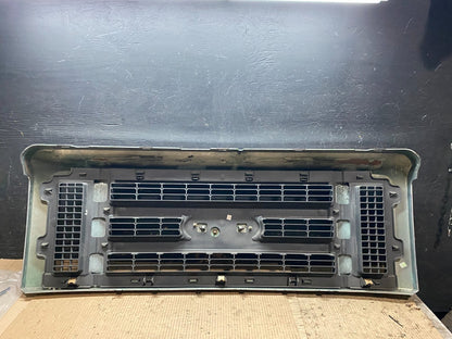 2008 to 2014 Ford Econoline E150 E250 Front Upper Chrome Grill Grille w6105  DG7