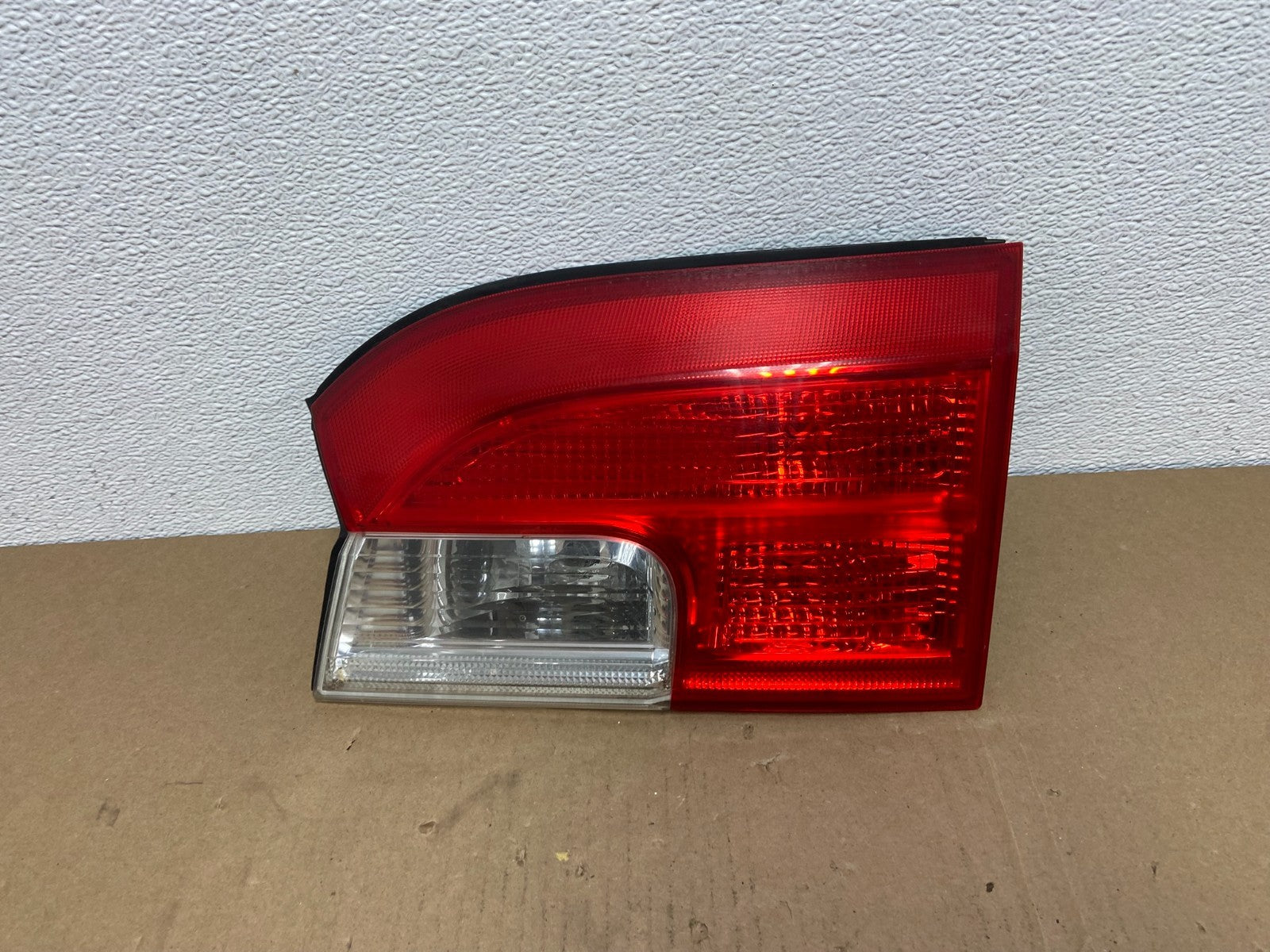 2010 - 2017 GMC Terrain Tail Light Inner Right Passenger Rh Oem AB6391 DW0