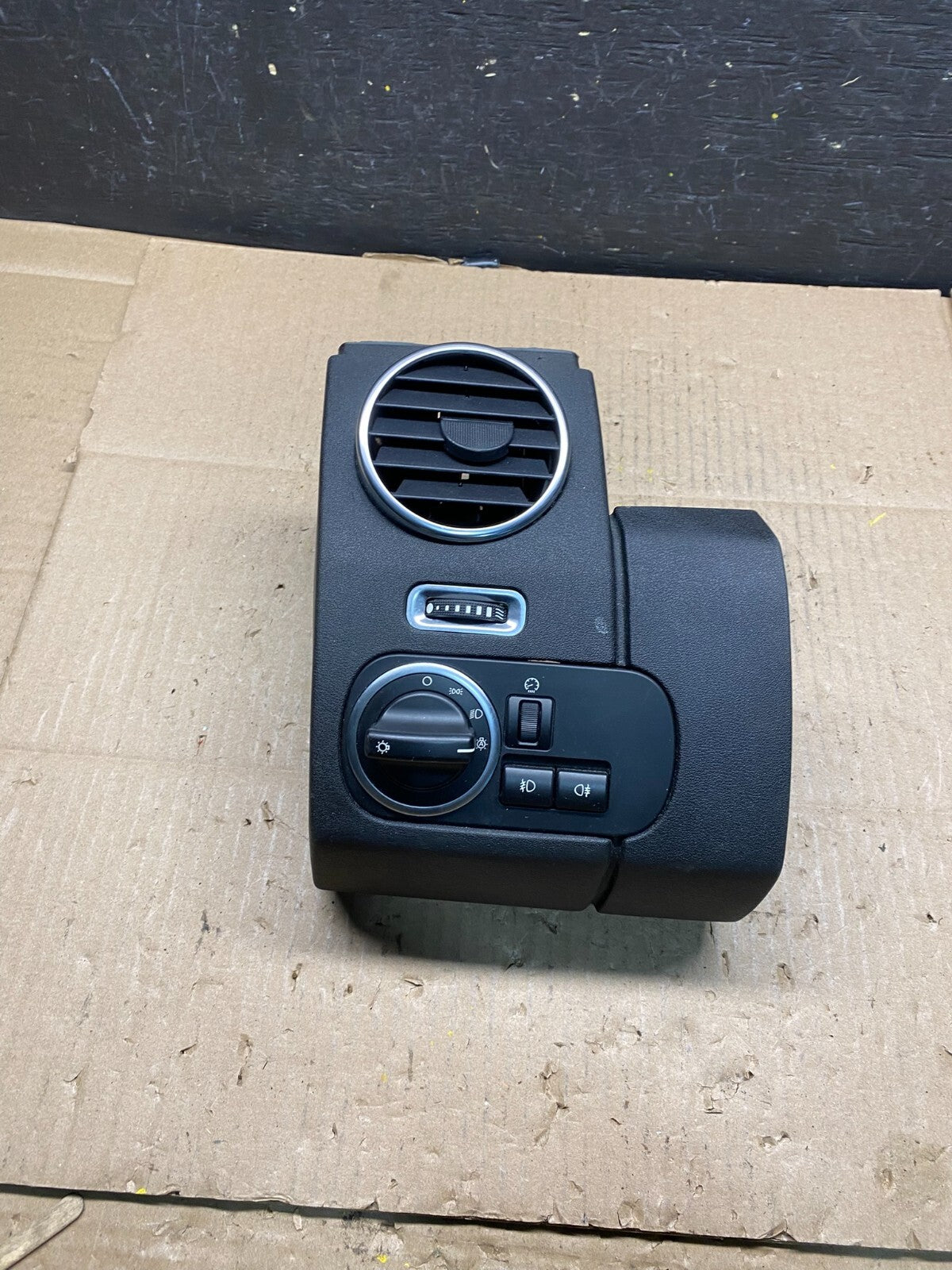 2010-2013 Land Rover Lr4 Headlight Control Switch W/ Bezel Trim L6750 DG0