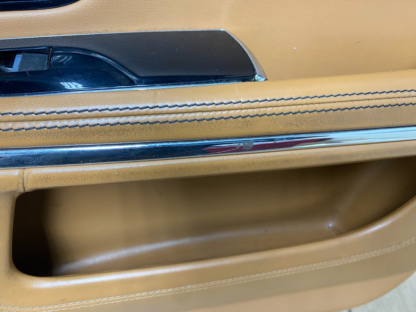 2010 to 2015 Jaguar XJ Interior Front Right Passenger Door Trim Panel OEM W08344