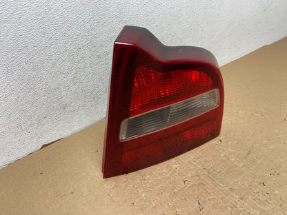 1999-2003 Volvo S80 Right Passenger RH Side Tail Light AF7939 DW2