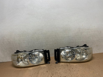 2002 to 2005 Dodge Ram Left+Right Side Halogen Headlights Y5017 DW0