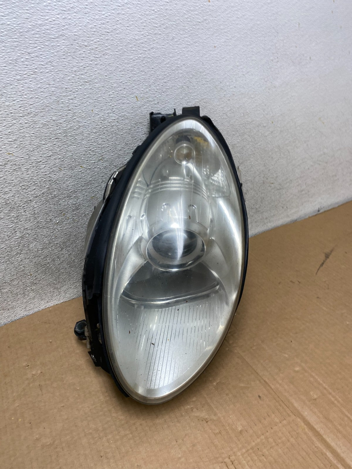 Halogen 2006 2010 Mercedes W251 R-Class Left Driver LH Headlight AI6895 DW2