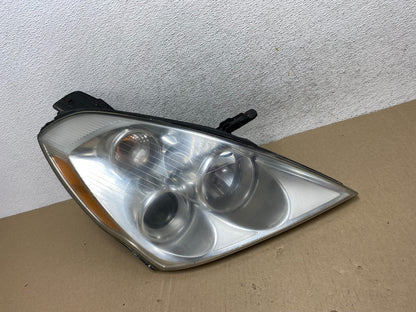 2007 - 2010 Hyundai Entourage Right Passenger Halogen Headlight AG6818 DW1