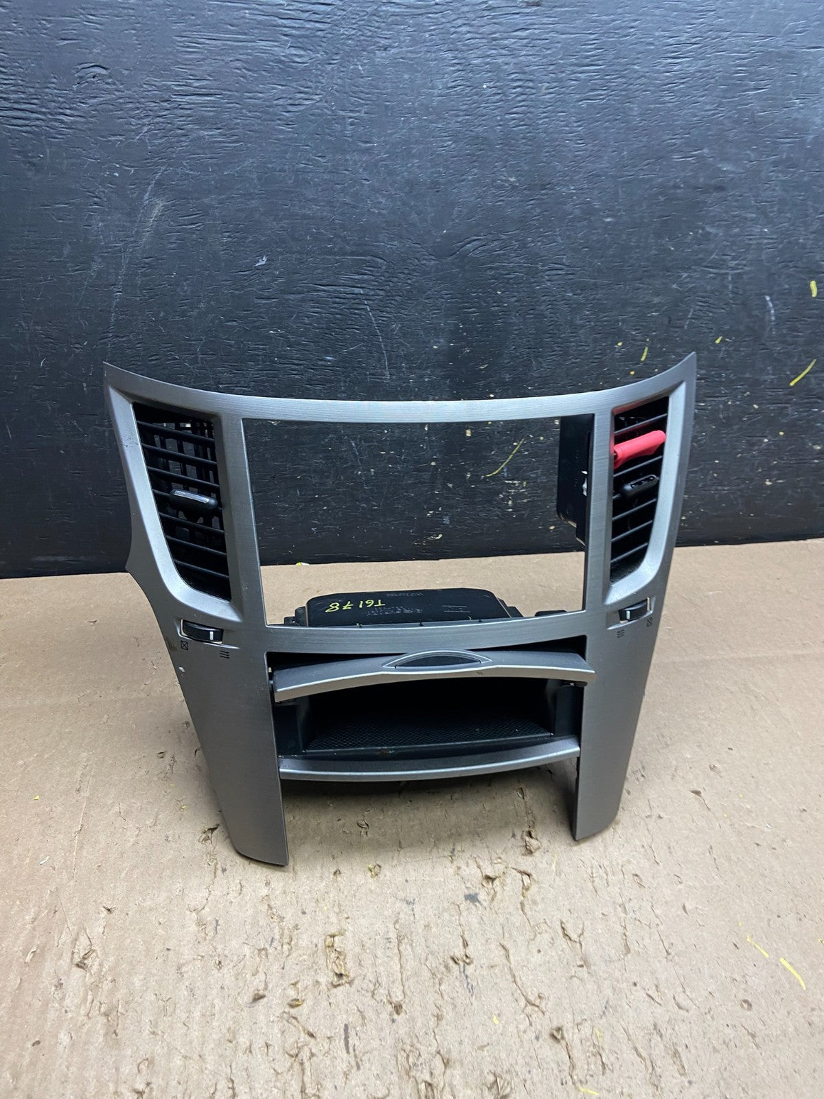 2010 - 2014 Subaru Legacy Radio Console Dashboard Center Panel Trim T6178 DG1