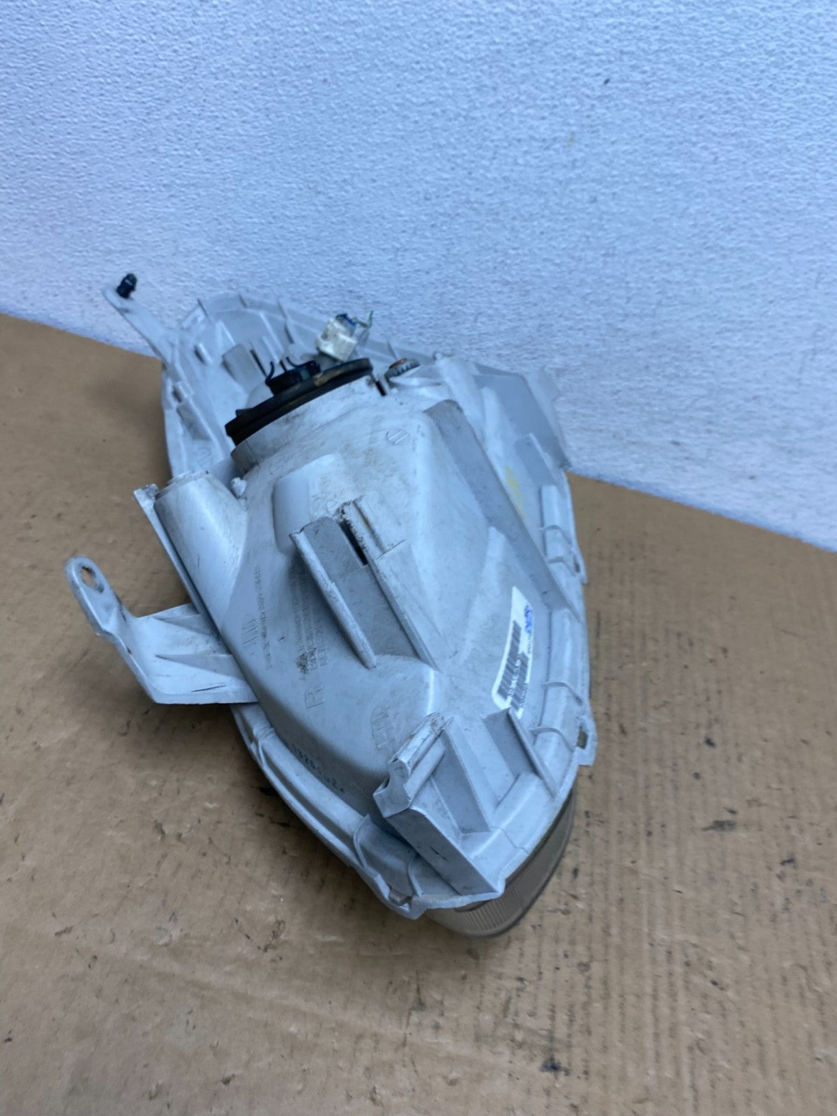 2003 2004 2005 Toyota Echo Right Passenger RH Side Headlight AC7790 DG7