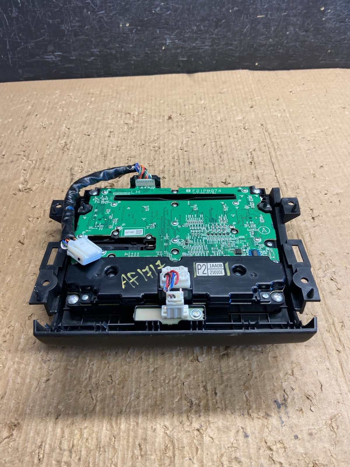 2009 - 2010 Nissan Murano AM FM Radio CD Climate Control Panel AF1717 DG4