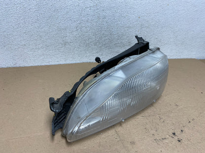 1995 to 1996 Toyota Camry Left Driver LH Side Headlight AF4638 DW2