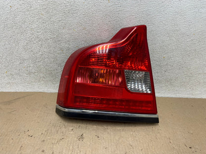 2004 - 2006 Volvo S80 Left Driver LH Side Tail Light AH7680 LK0