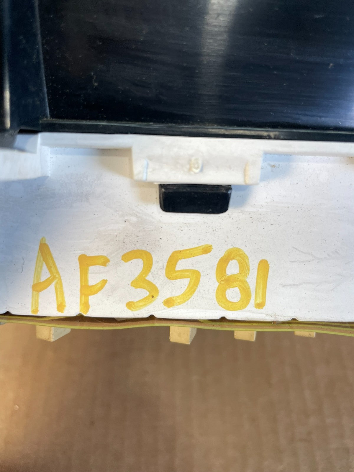 1999 to 2003 Ford E150 E250 E350 VAN Gauge Speedometer Cluster AF3581 DG10