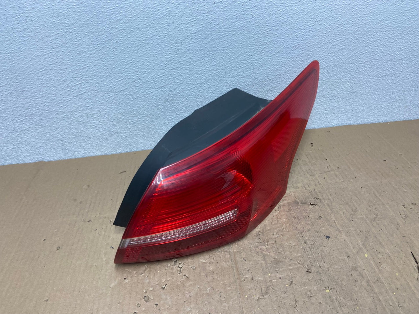 2015-2018 Ford Focus Sedan Tail Light Right Side Passenger Oem AB9597 LK2