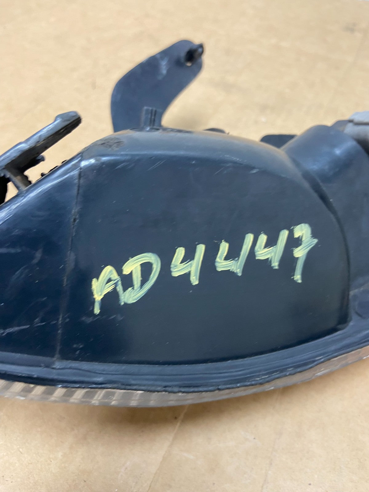 1997 1998 1999 Toyota Camry Right Passenger RH Turn Signal AD4447 DW6