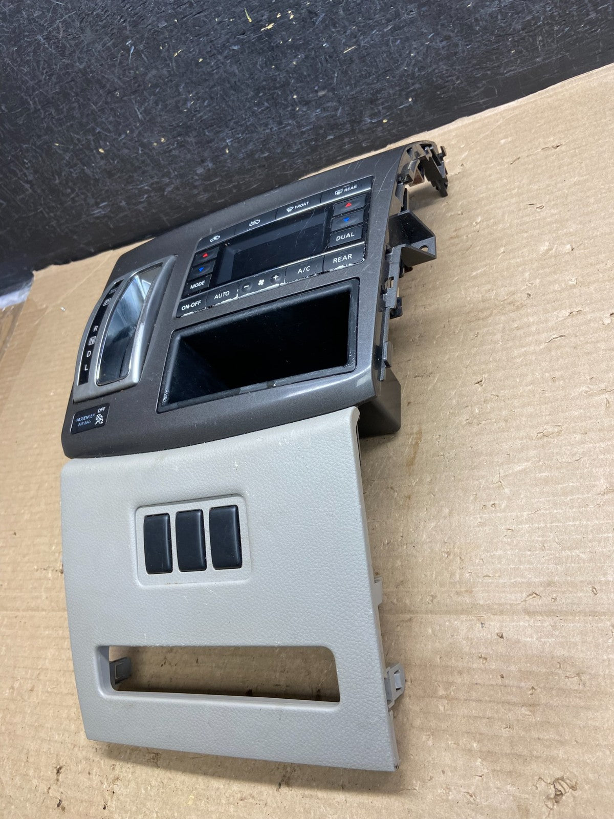 2011 to 2017 Nissan Quest Shifter Climate Control Panel Bezel ah3764 DG5