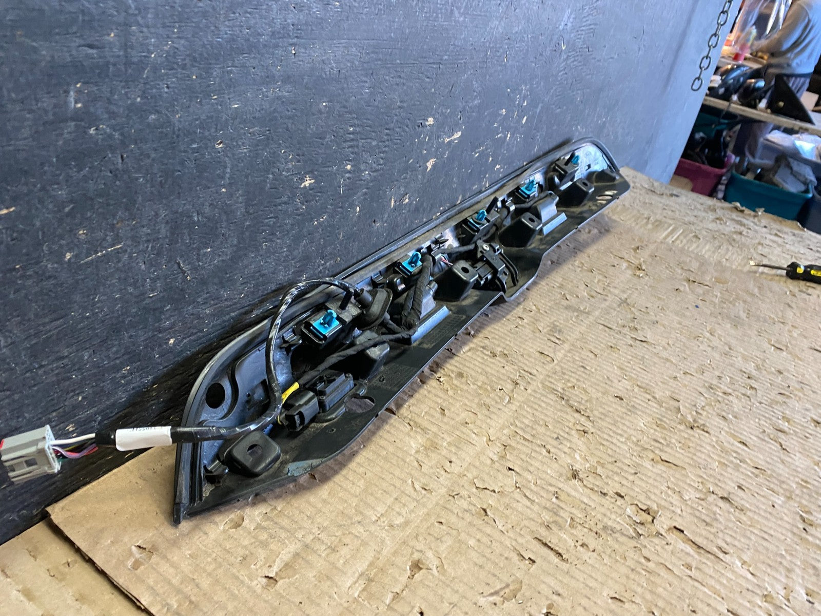 2020 to 2022 Ford Explorer Rear Tailgate Gate Trim Molding W/Camera OEM X0016 DG9