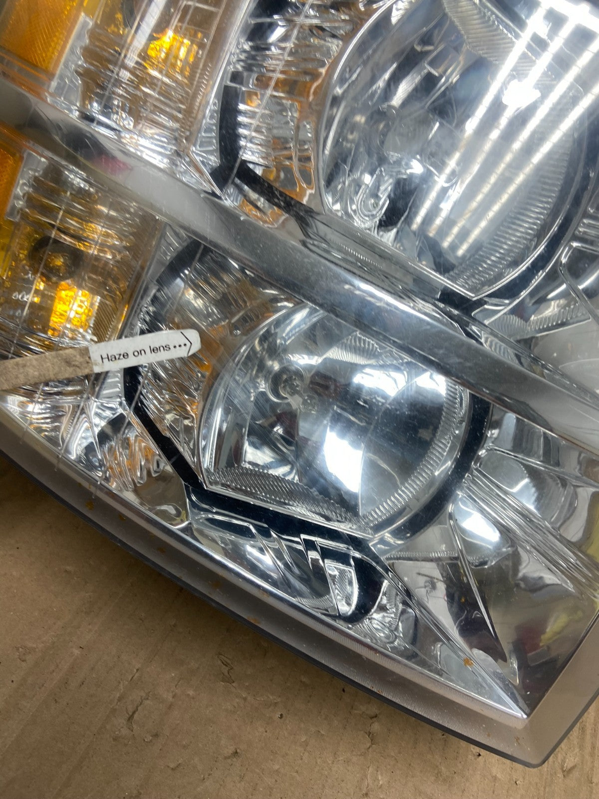 2007 to 2014 Chevrolet Silverado Left+Right Side Headlights AE9136 DW5