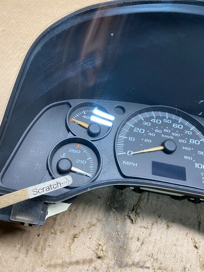 2004 to 2007 Chevrolet Express Speedometer Cluster Gauge OEM Q9321 DG1